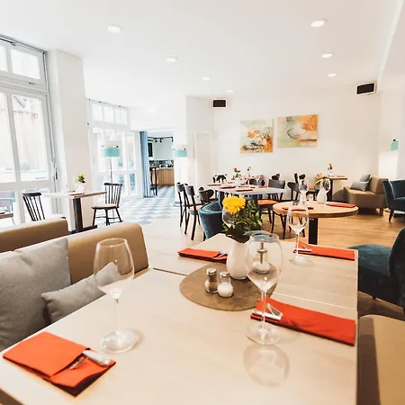 호텔 Stadt Kassel 3*